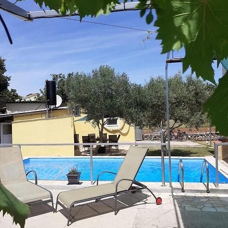 Apartments Familie Vujec Skrbcici Luaran gambar